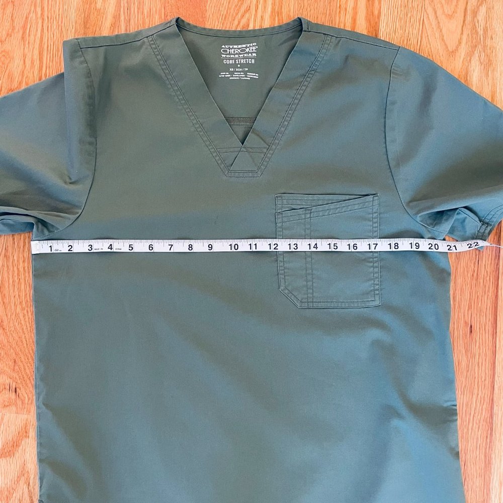 Core Stretch by Cherokee Workwear Men’s V-Neck Solid Scrub Top Sz XS Olive 4743 - Picture 6 of 7